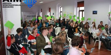 Federatia YMCA Romania și Asociația Întreprinzătorilor din Maramureș demarează Junior Entrepreneur Academy