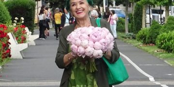 La mulţi ani actriţei Aurora Prodan!