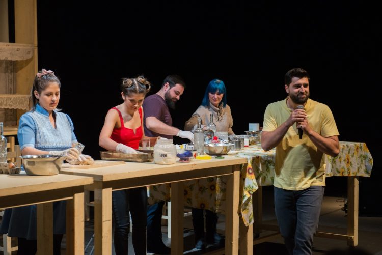 „Povești din Bucătărie” – 6 ani de spectacol memorabil la Teatrul Municipal Baia Mare