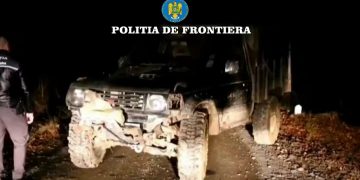 Mitsubishi off-road transformat în camion plin cu țigări de contrabandă. La volan un sighetean