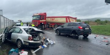 ACCIDENT între mai multe mașini, pe centura Apahida-Vâlcele! Trafic blocat