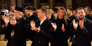 E prea mult, Preasfințite! Catedrala, sediul de campanie electorală a lui Ionel Bogdan?