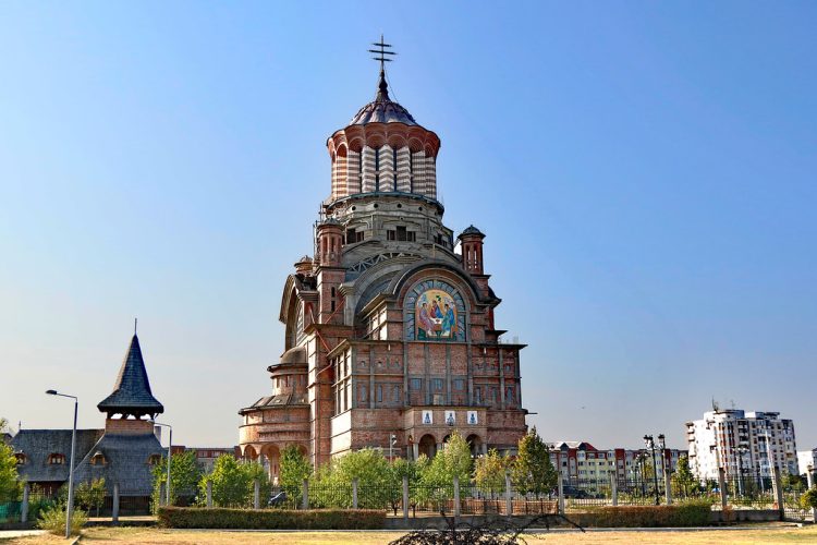 Episcopia Ortodoxă Română a Maramureșului și Sătmarului dă peste nas politicienilor