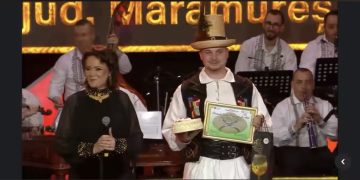 Denis Cupșe, unul dintre concurenții premianți la Festivalul-Concurs Național „Lucreția Ciobanu”, sărbătorește succesul în ziua sa de naștere