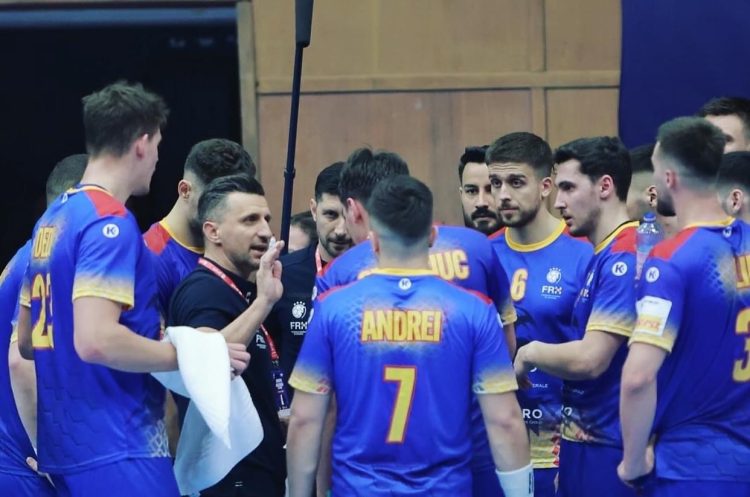 În scurt timp, pe 28 aprilie, intră în pregătire și lotul național de handbal masculin, la Baia Mare