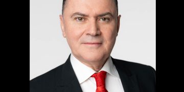 Surpriza de pe ultima sută de metri! Mircea Dolha candidează pentru Primăria Baia Mare!