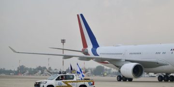 Spațiul aerian din Israel s-a redeschis