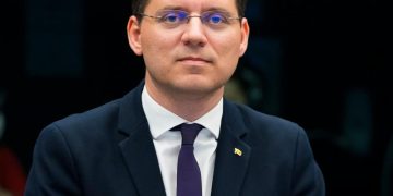 Europarlamentarul socialist Victor Negrescu, prezent la ultima ședință a Biroului Parlamentului European din acest mandat