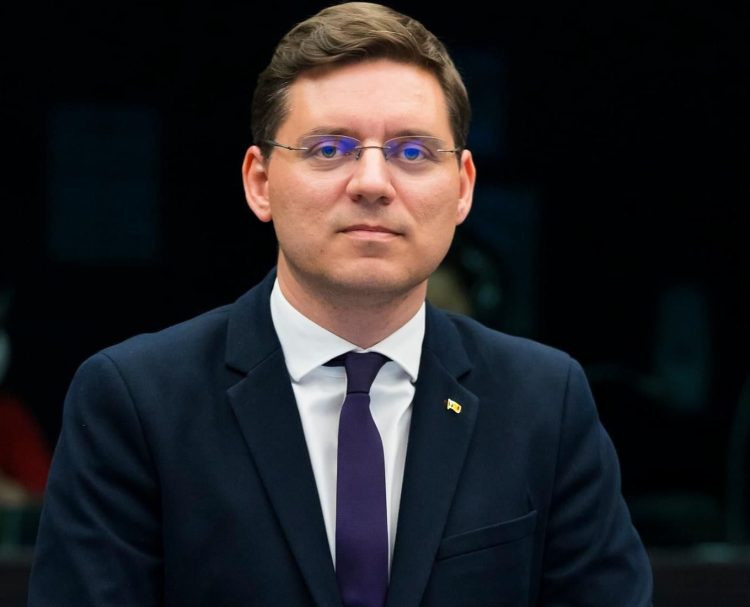 Europarlamentarul socialist Victor Negrescu, prezent la ultima ședință a Biroului Parlamentului European din acest mandat