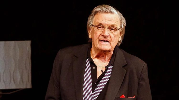 Florin Piersic, mutat de urgență cu o aeronavă medicală, din Cluj, la Institutul Matei Balș din Capitală