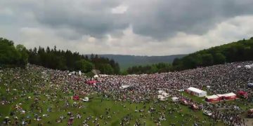 Locul din România în care sâmbătă vor ajunge 400.000 de oameni