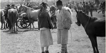 Expoziţie de fotografie Dan Dinescu, la Casa de Cultură din Dragomireşti