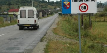 Bătaie în centrul orașului Târgu Lăpuș. 5 persoane au fost rănite