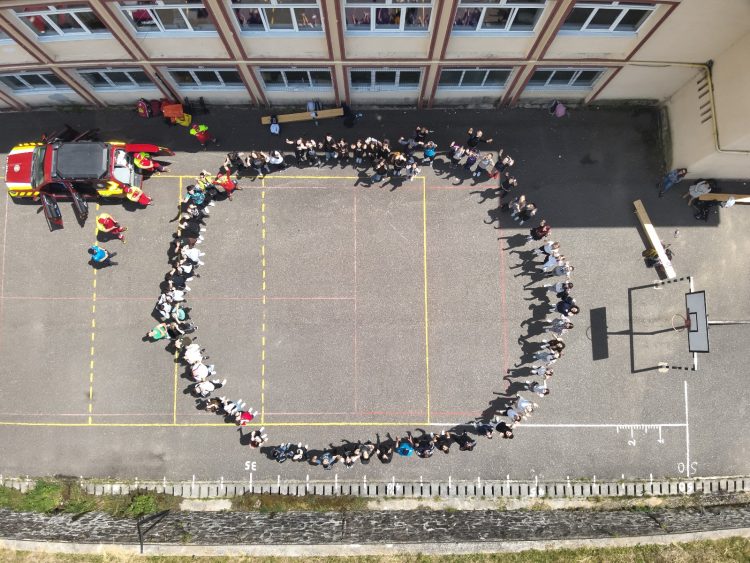 Activitate de prevenire a disparițiilor de minori la Colegiul Economic „Pintea Viteazul” din Cavnic