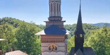 Programul sfintelor slujbe de Învierea Domnului şi în Săptămâna Luminată la Mănăstirea Sf. Ana Rohia