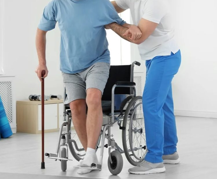 Terapii personalizate Galileo, eveniment unic în Baia Mare pentru persoane cu AVC, cu dizabilităţi