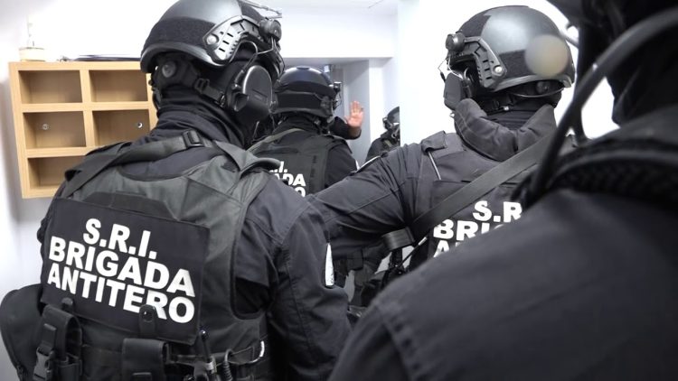 Atac la Ambasada Israelului din București. Un sirian a aruncat cu un cocktail molotov în clădire, apoi a încercat să-și dea foc