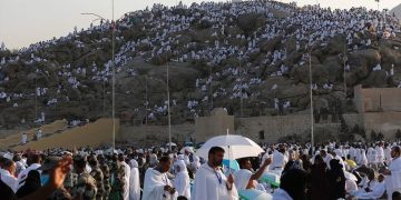 Peste un milion şi jumătate de musulmani se pregătesc pentru punctul culminant al pelerinajului la Mecca
