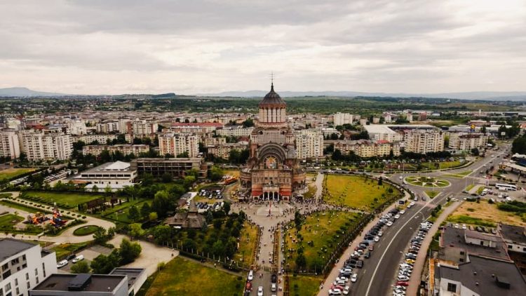 Duminică, în Baia Mare, are loc ediţia a 9-a a Procesiunii de Rusalii „Purtați de Duhul Sfânt pe calea Bisericii”