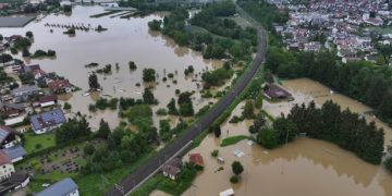 MAE a emis o atenționare de călătorie pentru români. Sudul Germaniei este devastat de furtuni