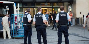 Încă un atac cu cuţitul în Germania. Un politician din partidul extremist de dreapta AfD a fost înjunghiat, în Mannheim