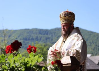 Slujbă arhierească la Parohia Ortodoxă „Sfântul Ioan Valahul” din Valea Muntelui – Bârsana