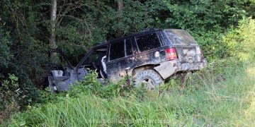 Mașină de teren ticsită cu peste 22.000 pachete cu țigări, urmărită în trafic de polițiștii de frontieră la Sighet