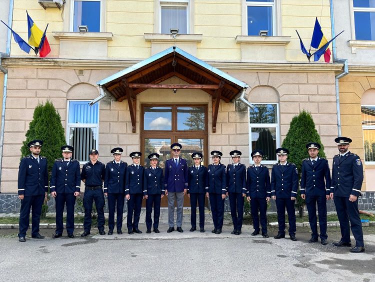 Treisprezece absolvenți ai Academiei de Poliție ,,Alexandru Ioan Cuza” fac practică la ITPF Sighetu Marmaţiei