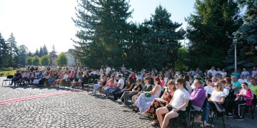 Elevii performeri au fost premiați de Consiliul Județean Maramureș