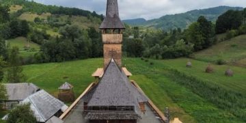 Invitație la hram în Stâmtura
