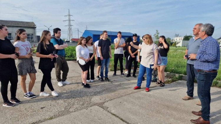 Studenții de la specializarea biologie a Centrului Universitar Nord, în vizită la Stația de Epurare a apelor uzate și Stația de Tratare a apei din Baia Mare