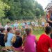 Vacanță în siguranță. Polițiștii și cei mici au făcut schimb de sfaturi