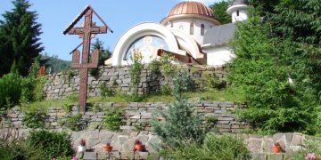 Tradiționala tabără de vară de la Mănăstirea Chiuzbaia a ajuns la cea de-a XI-a ediție