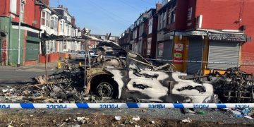 Violențe provocate de români în Anglia. Intervine MAE