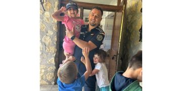 Ce mesaj au transmis polițiștii copiilor aflaţi în tabăra de la Curtuiușul Mare