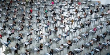 S-au afișat rezultatele examenului de admitere la UMF „Iuliu Haţieganu”. 36 candidați au luat nota 10 la proba scrisă