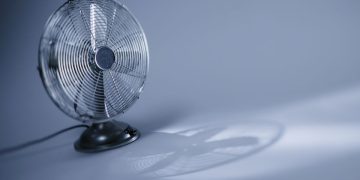 Stocul de aparate de aer condiționat și ventilatoare este epuizat în majoritatea magazinelor din Baia Mare