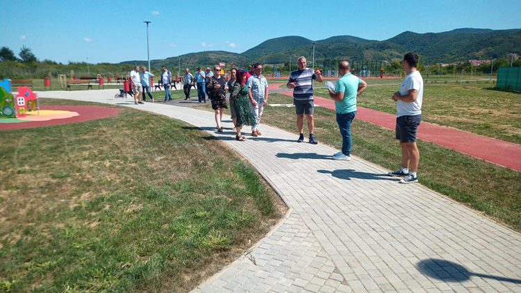 Seinenii sunt invitaţi să viziteze parcul de lângă Stadionul Dumitru Jula