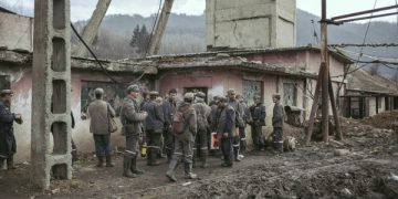 Crunta nerușinare! Totul pentru voturi, nimic pentru oamenii…