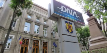DNA SIGHET. Promitea angajări la spital sau frontieră, în schimbul unor sume de bani