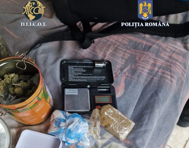 PERCHEZIȚII. Arestat preventiv pentru că vindea canabis și cristal consumatorilor din Maramureș