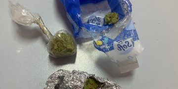 Tineri prinși de jandarmi cu substanțe posibil interzise în Parcul Dacia din Baia Mare