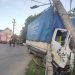O camionetă s-a izbit de un stâlp la Budeşti