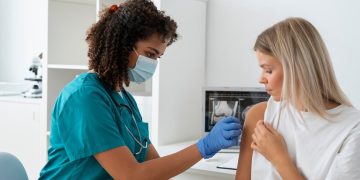 Școlile postliceale sanitare pregătesc tot mai prost viitoarele asistente medicale