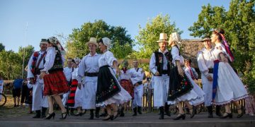 “Claca Danţului”, la Muzeul Satului din Baia Mare
