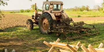 Bogdan Vodă. S-a răsturnat cu tractorul de beat ce era