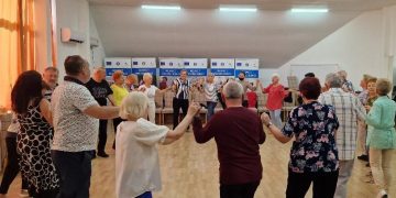 Din septembrie se reiau cursurile de dansuri populare pentru vârstnicii băimăreni