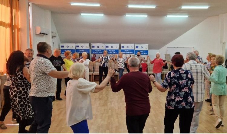 Din septembrie se reiau cursurile de dansuri populare pentru vârstnicii băimăreni