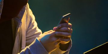 Sighet. A intrat pe geam în casă și i-a furat telefonul