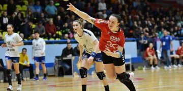 Handbal feminin. CS Minaur Baia Mare a pierdut primul meci cu Esztergomi Vitézek RAFC. Azi încearcă să-şi ia revanşa
